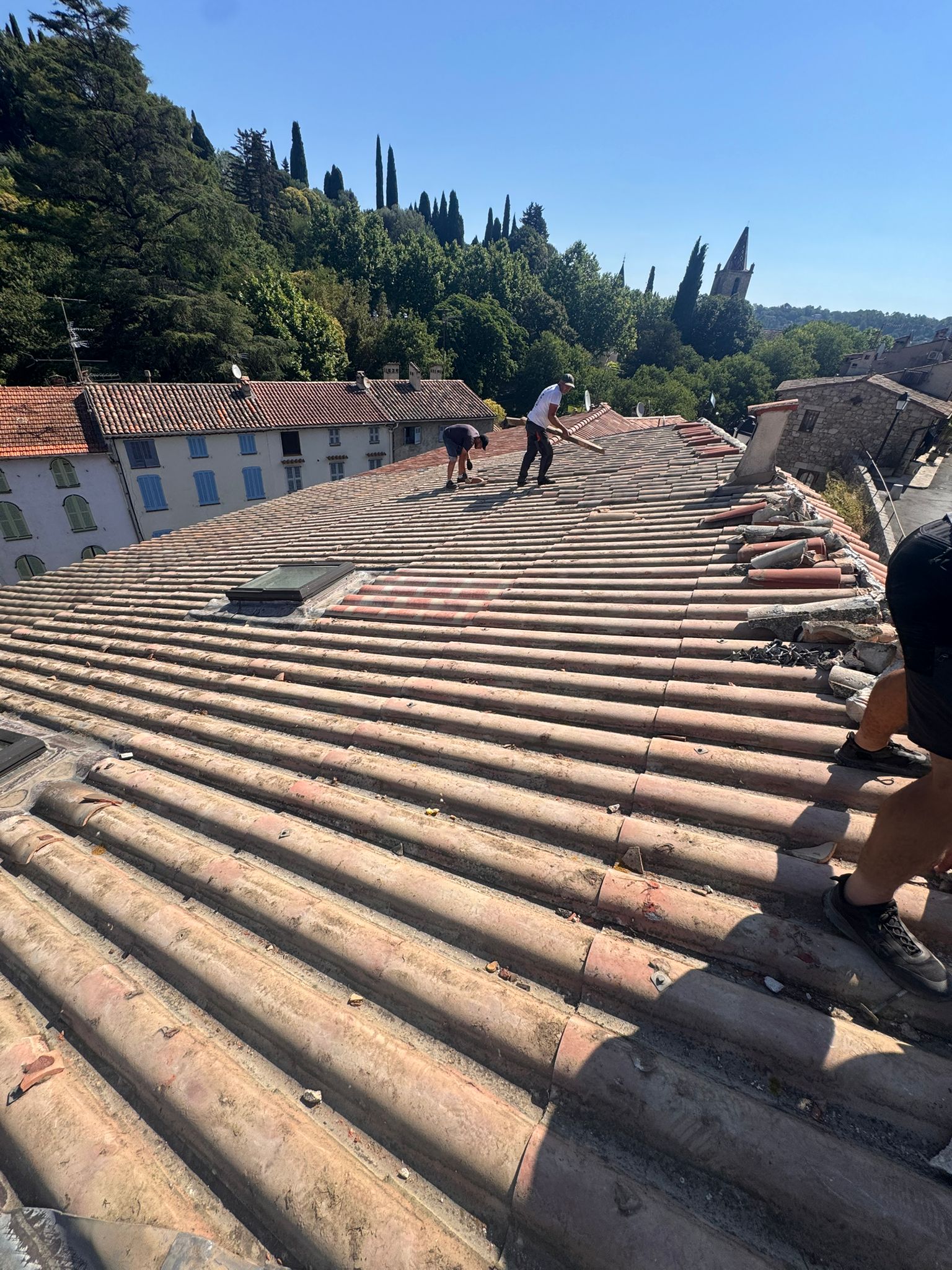 Un projet de toiture dans le Var ? Contactez Toiture LTJ